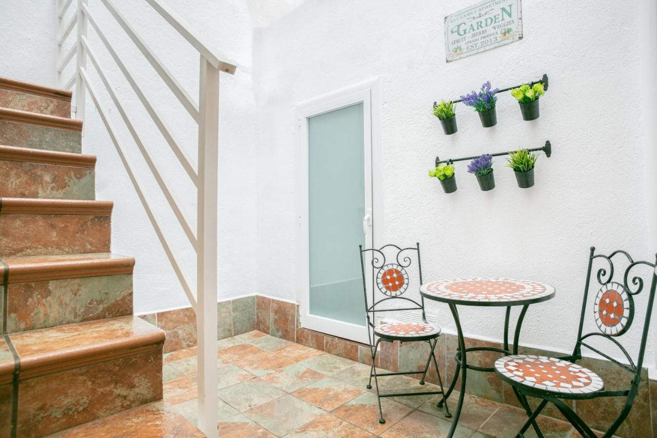 Keyfamily Lovely Villa Barcelona Buitenkant foto